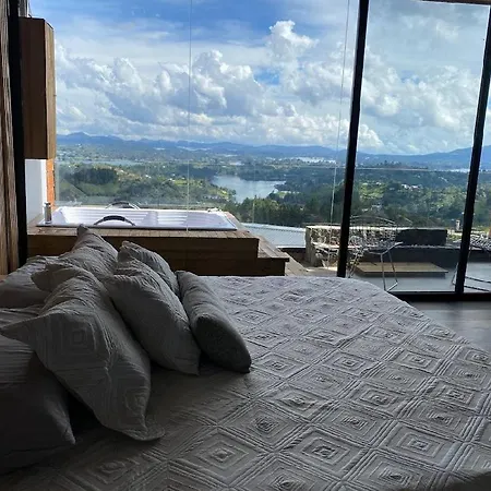 Montecielo Hosting Apartment Guatape Exterior photo