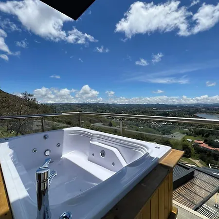 Montecielo Hosting Apartment Guatape Exterior photo