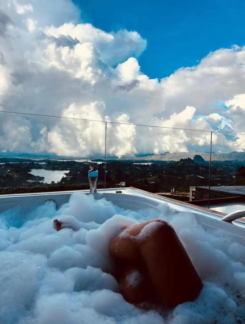 Montecielo Hosting Guatape