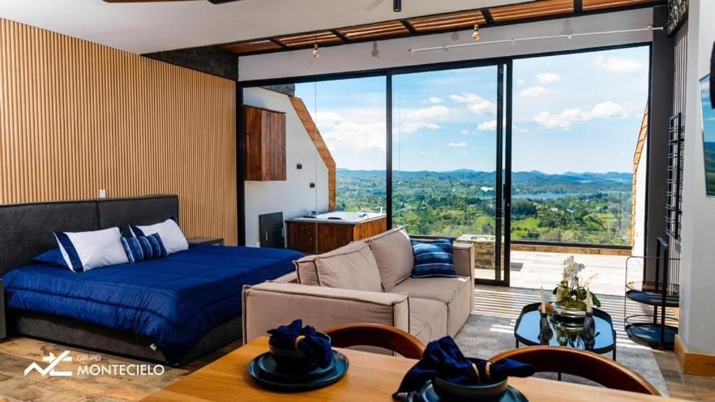 Montecielo Hosting * Guatape